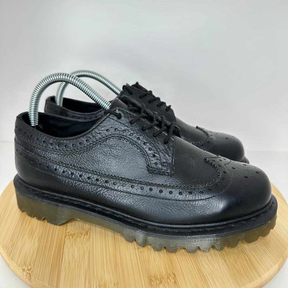 Dr. Martens 3989 Brogue Wingtip Pebble Leather Dress Shoe AirWair Classic Mens 7